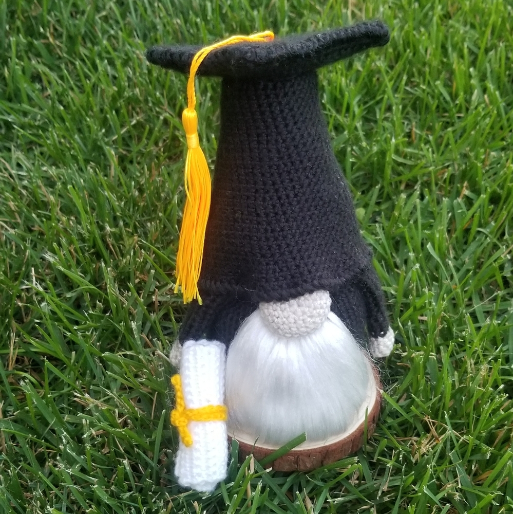 Graduation male Amigurumi doll